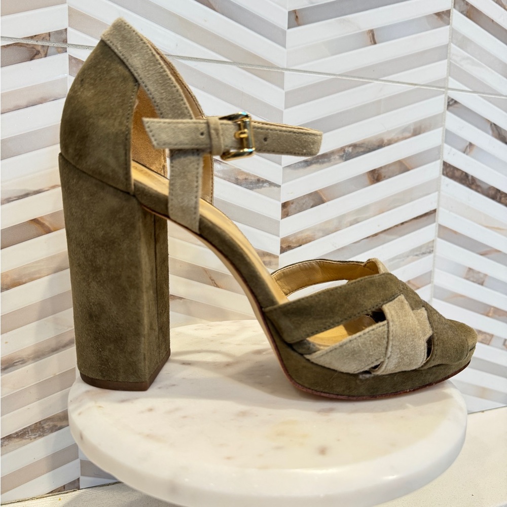 MK Anniliese Block Platform Heels